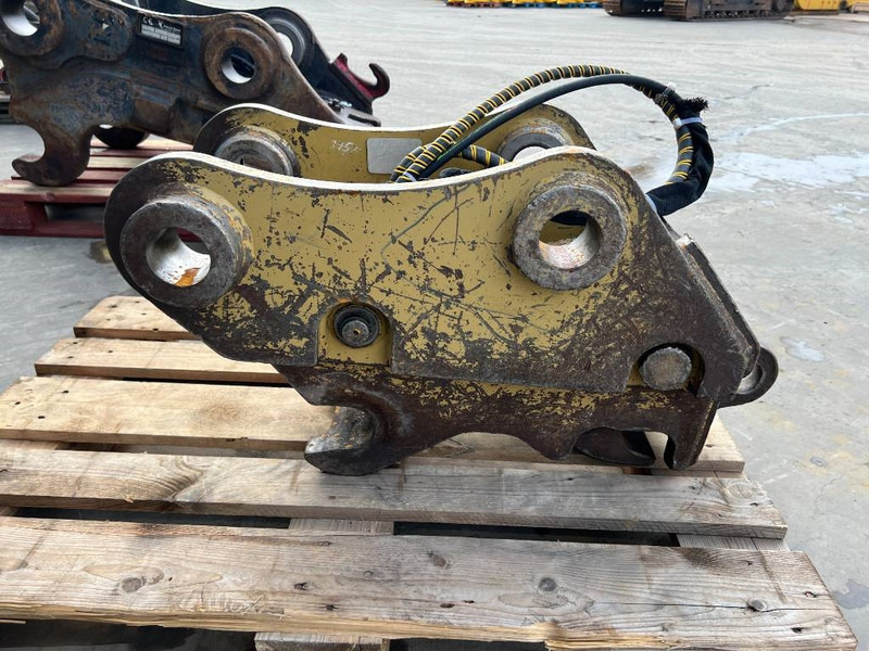 Miller Caterpillar 311D / 312D / 312E / 313F / 314D / 314 - Бързо сменник за Строителна техника: снимка 4 Miller Caterpillar 311D / 312D / 312E / 313F / 314D / 314 - Бързо сменник за Строителна техника: снимка 4