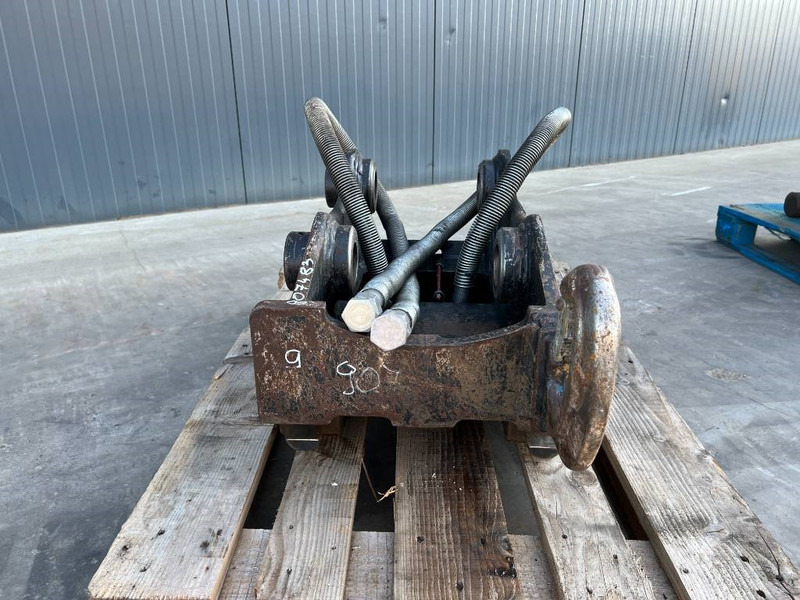 OilQuick OQ65 - 311F / 313F / 315F - Бързо сменник за Строителна техника: снимка 2 OilQuick OQ65 - 311F / 313F / 315F - Бързо сменник за Строителна техника: снимка 2