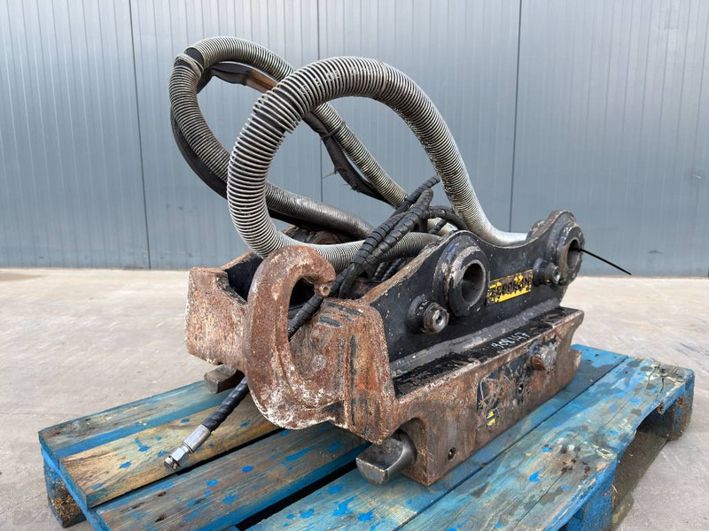 OilQuick OQ70/55 - M314F / M316F / M318F - Бързо сменник за Строителна техника: снимка 1 OilQuick OQ70/55 - M314F / M316F / M318F - Бързо сменник за Строителна техника: снимка 1