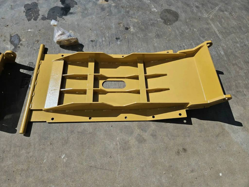 Cat 12M2 - Прикачен инвентар за Строителна техника: снимка 3 Cat 12M2 - Прикачен инвентар за Строителна техника: снимка 3