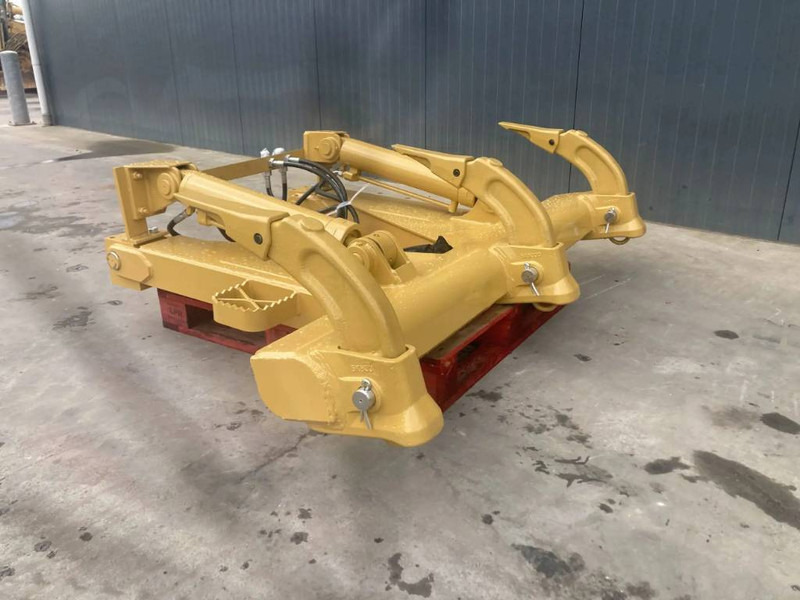 Cat D4H Ripper - Прикачен инвентар за Строителна техника: снимка 1 Cat D4H Ripper - Прикачен инвентар за Строителна техника: снимка 1