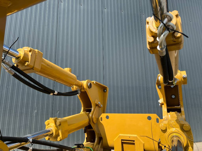 Нови Прикачен инвентар за Строителна техника Cat D7 / D7H / D7R SS Ripper: снимка 9