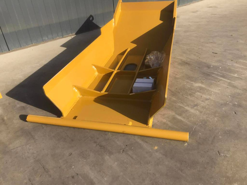 Cat Transmission Protection 12H / 12K / 140H / 140K / - Прикачен инвентар за Строителна техника: снимка 2 Cat Transmission Protection 12H / 12K / 140H / 140K / - Прикачен инвентар за Строителна техника: снимка 2