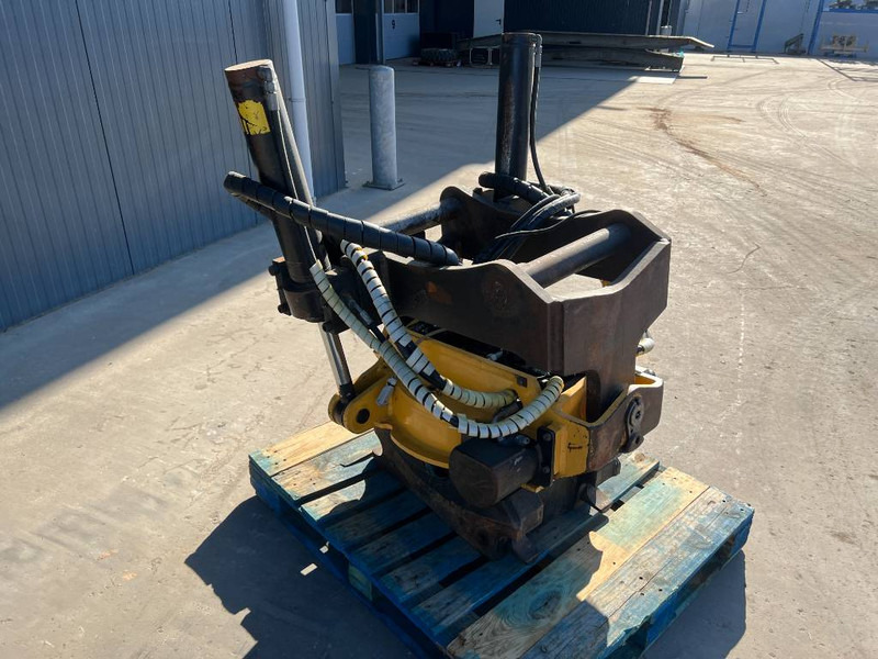 Engcon EC30 - S70 - Прикачен инвентар за Строителна техника: снимка 3 Engcon EC30 - S70 - Прикачен инвентар за Строителна техника: снимка 3