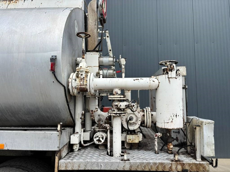 Лизинг на Renault Rincheval - 9.000 Liter Renault Rincheval - 9.000 Liter: снимка 15