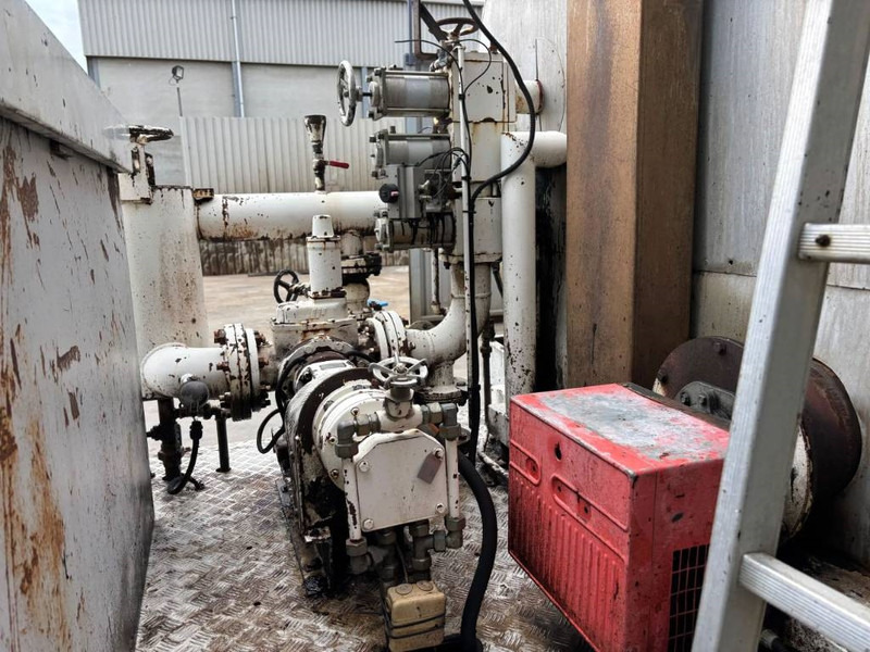 Лизинг на Renault Rincheval - 9.000 Liter Renault Rincheval - 9.000 Liter: снимка 18