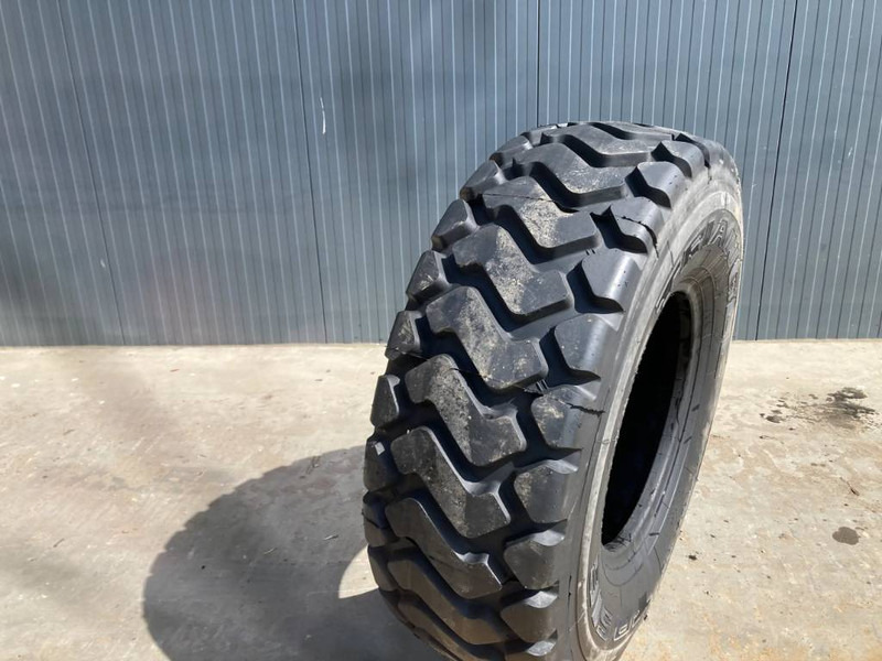 TRIANGLE 17.5R25 - Гуми и джанти за Строителна техника: снимка 1 TRIANGLE 17.5R25 - Гуми и джанти за Строителна техника: снимка 1