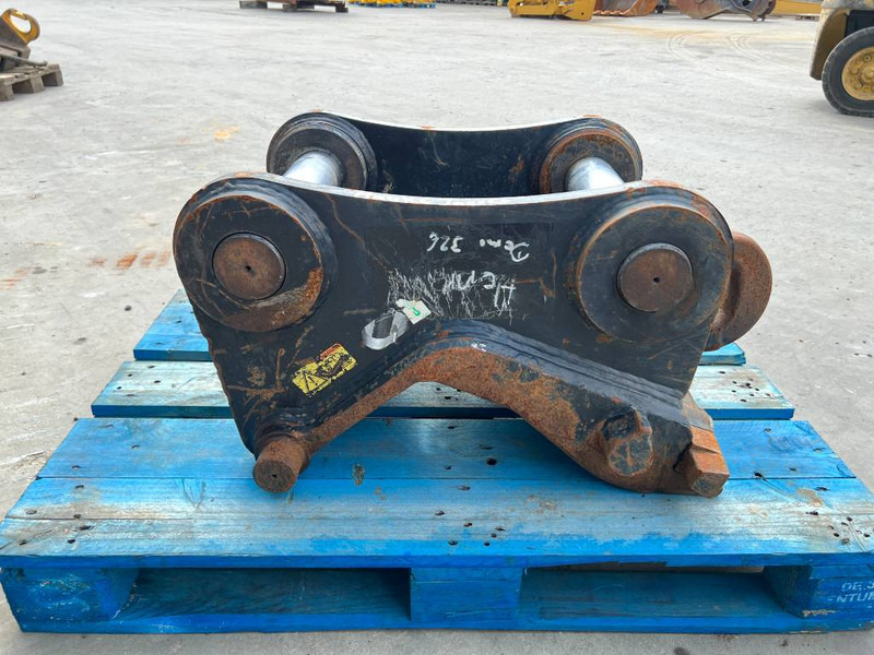 Verachtert CW40 - 330F - Бързо сменник за Строителна техника: снимка 4 Verachtert CW40 - 330F - Бързо сменник за Строителна техника: снимка 4