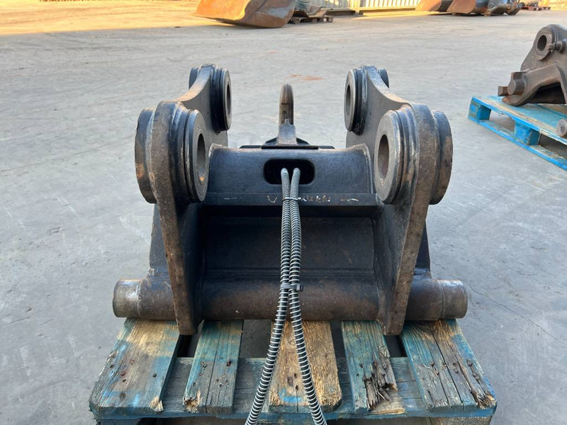 Verachtert CW45 - 329E - Бързо сменник за Строителна техника: снимка 5 Verachtert CW45 - 329E - Бързо сменник за Строителна техника: снимка 5