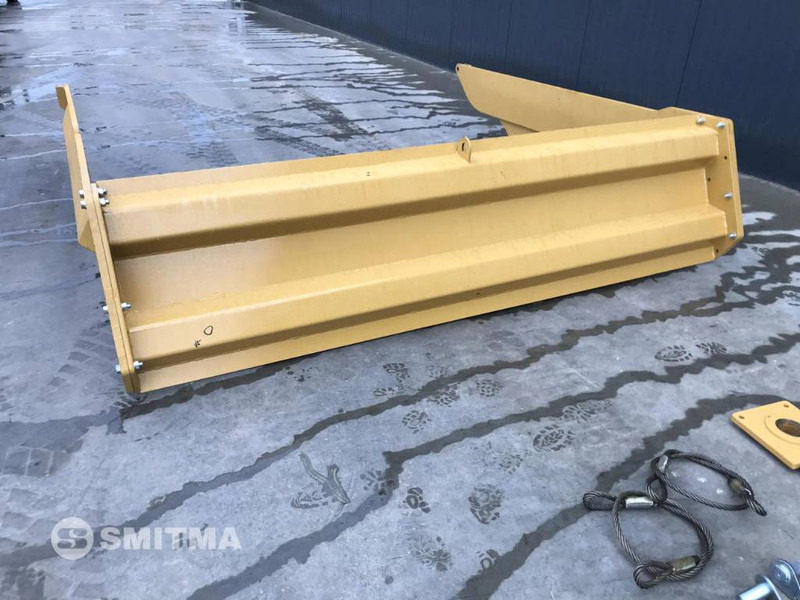 Volvo A25D - Падащ борд за Строителна техника: снимка 5 Volvo A25D - Падащ борд за Строителна техника: снимка 5
