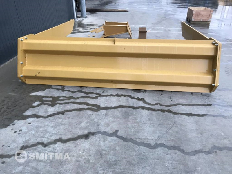 Нови Падащ борд за Строителна техника Volvo A25D: снимка 8