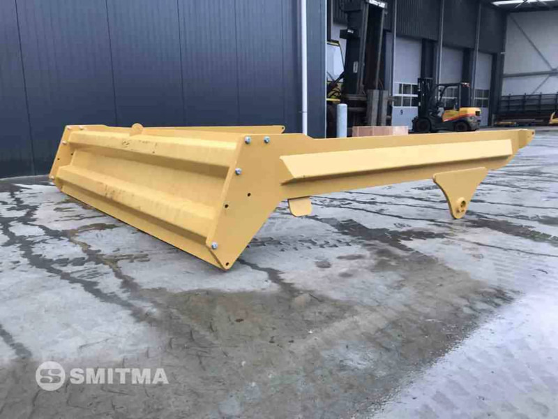 Volvo A35F - Падащ борд за Строителна техника: снимка 4 Volvo A35F - Падащ борд за Строителна техника: снимка 4