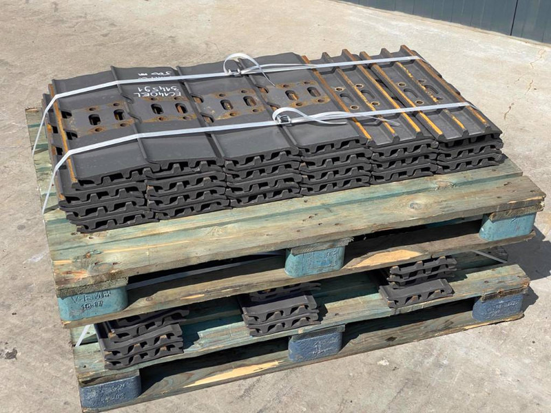 Volvo EC140 Shoes - Рама/ Шаси за Строителна техника: снимка 2 Volvo EC140 Shoes - Рама/ Шаси за Строителна техника: снимка 2