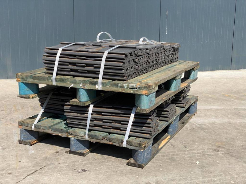 Volvo EC140 Shoes - Рама/ Шаси за Строителна техника: снимка 1 Volvo EC140 Shoes - Рама/ Шаси за Строителна техника: снимка 1