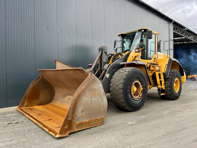 Volvo L180G - Колесен товарач: снимка 1 Volvo L180G - Колесен товарач: снимка 1
