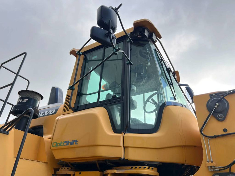 Колесен товарач Volvo L220H: снимка 13