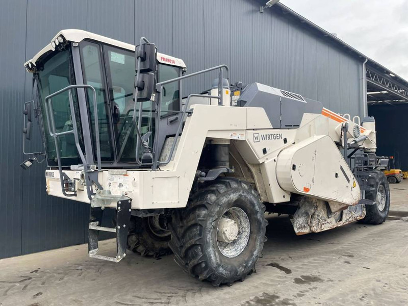 Wirtgen WR200XLi - Валяк: снимка 1 Wirtgen WR200XLi - Валяк: снимка 1