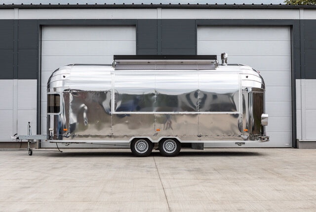 Airstream Catering Trailer | IN STOCK - Търговска каравана: снимка 3 Airstream Catering Trailer | IN STOCK - Търговска каравана: снимка 3