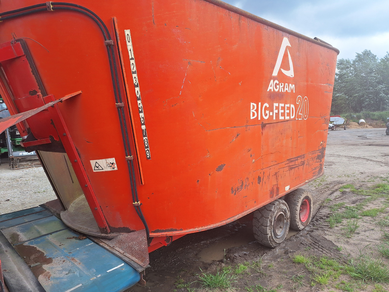 AGRAM BIG-FEED - Миксер-вагон: снимка 3 AGRAM BIG-FEED - Миксер-вагон: снимка 3