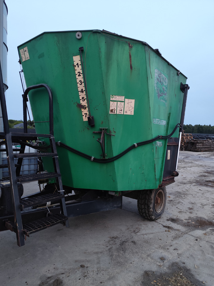 Auto-Agro T-011 - Миксер-вагон: снимка 3 Auto-Agro T-011 - Миксер-вагон: снимка 3