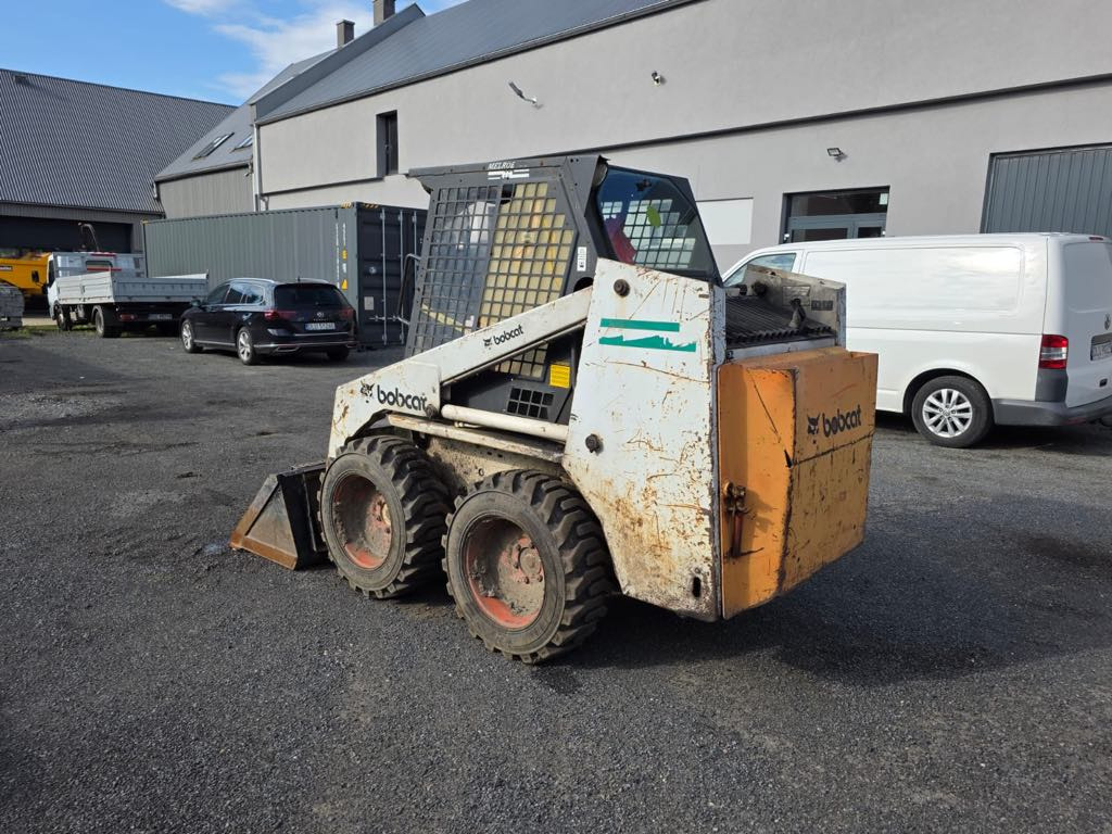 Bobcat 643 - Багер-товарач: снимка 2 Bobcat 643 - Багер-товарач: снимка 2
