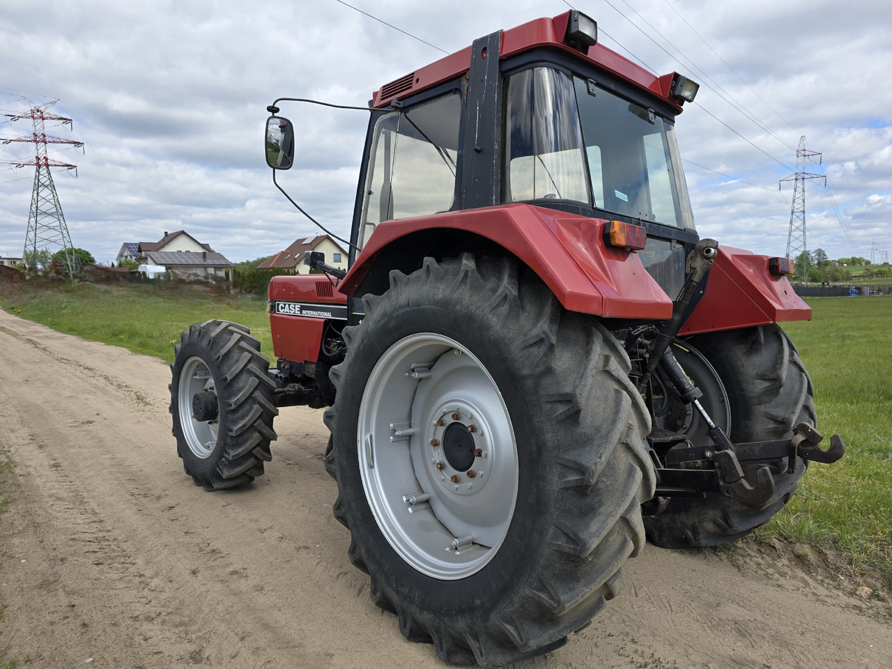 Трактор CASE IH 1056 XL: снимка 6