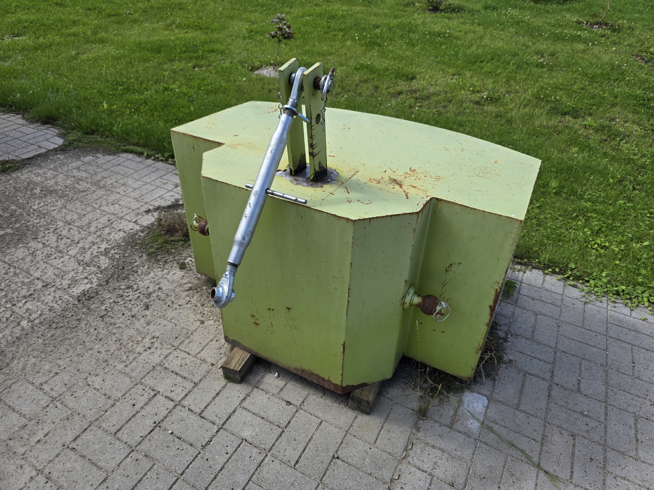 CLAAS AXION 850 - Трактор: снимка 2 CLAAS AXION 850 - Трактор: снимка 2