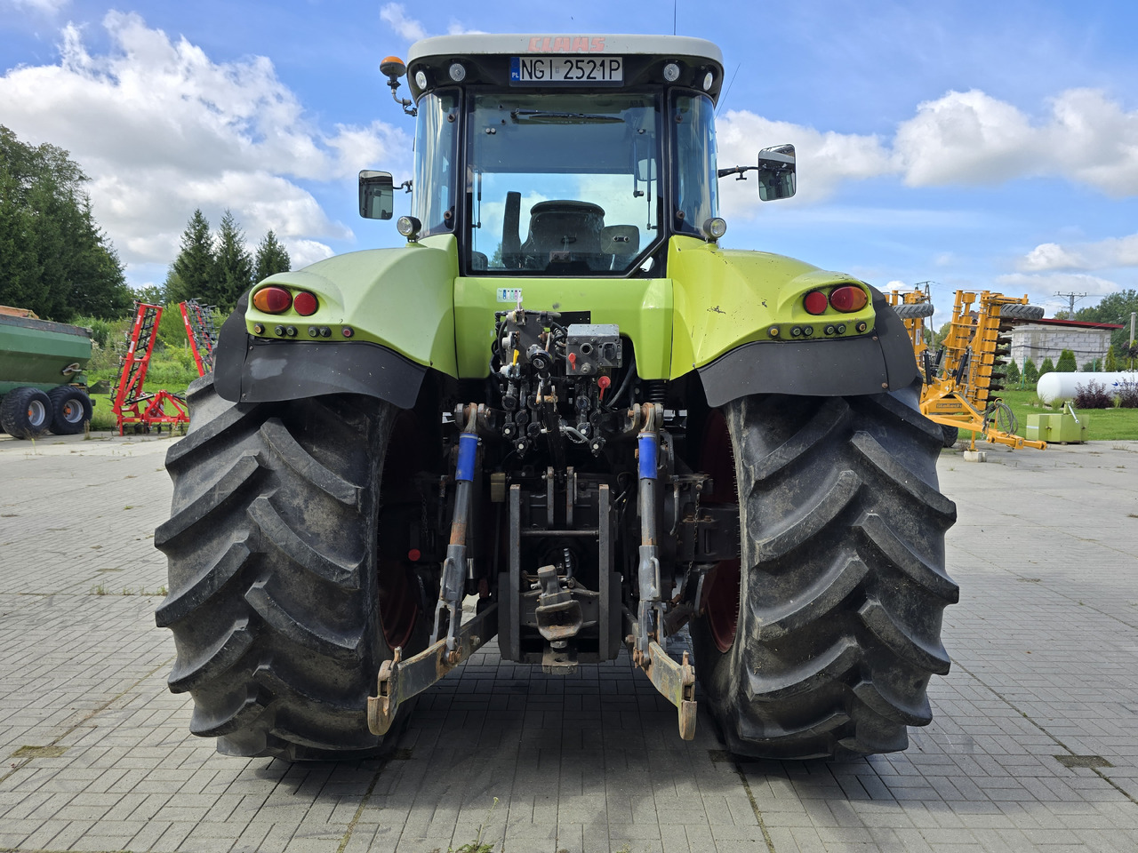 CLAAS AXION 850 - Трактор: снимка 5 CLAAS AXION 850 - Трактор: снимка 5