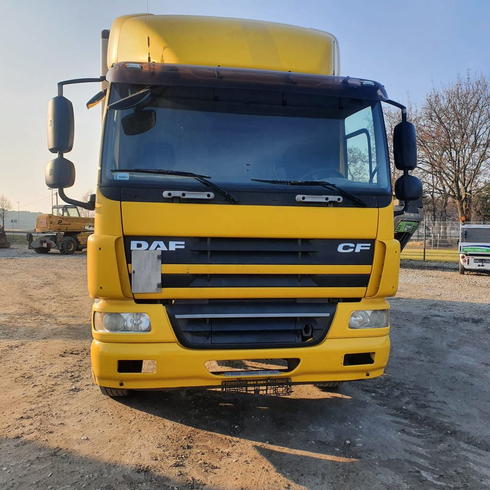 DAF CF 65.220 - Камион фургон: снимка 3 DAF CF 65.220 - Камион фургон: снимка 3