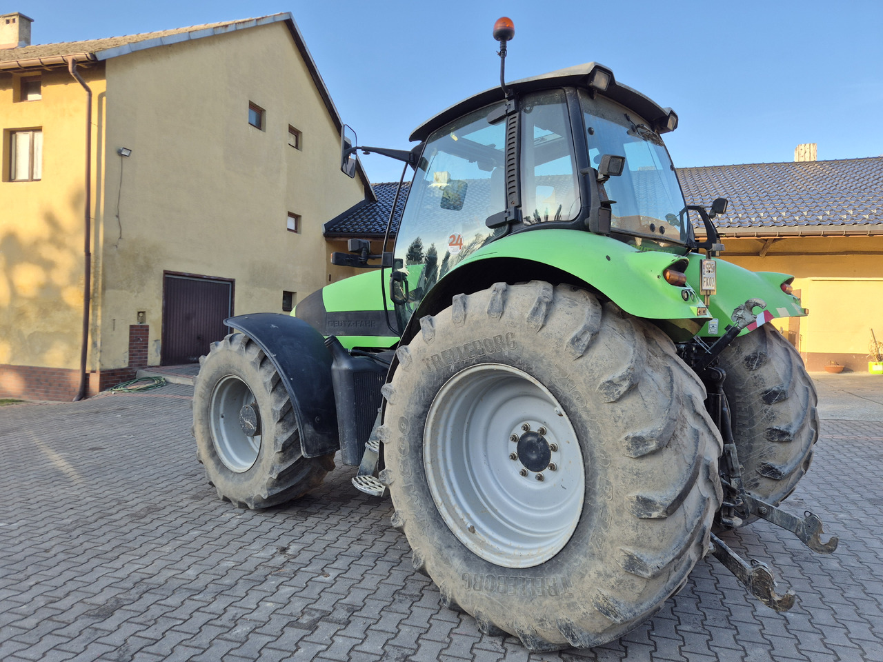 DEUTZ-FAHR Agrotron M650 - Трактор: снимка 4 DEUTZ-FAHR Agrotron M650 - Трактор: снимка 4