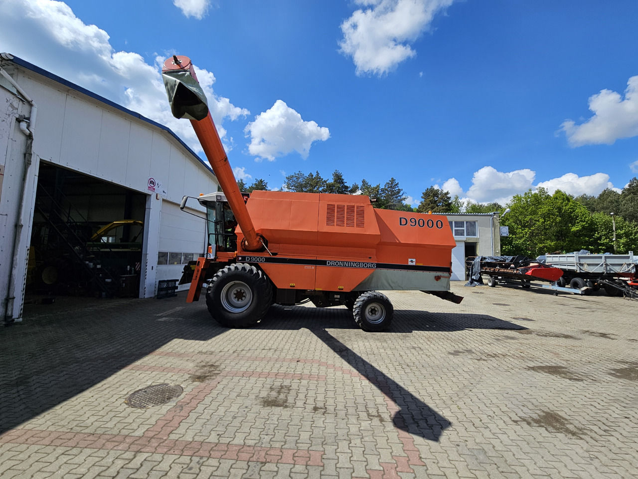 Dronningborg D9000 - Зърнокомбайн: снимка 3 Dronningborg D9000 - Зърнокомбайн: снимка 3