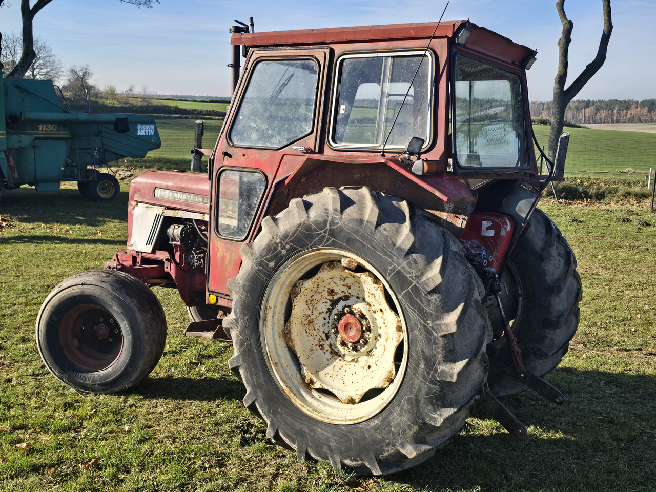 INTERNATIONAL 574 - Трактор: снимка 4 INTERNATIONAL 574 - Трактор: снимка 4