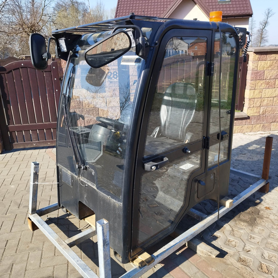 JCB 403 - Кабина за Строителна техника: снимка 3 JCB 403 - Кабина за Строителна техника: снимка 3