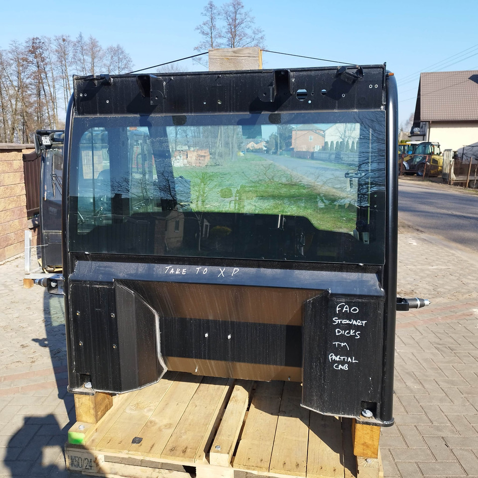 JCB TM - Кабина за Строителна техника: снимка 2 JCB TM - Кабина за Строителна техника: снимка 2