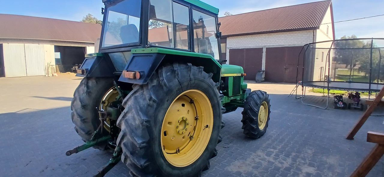JOHN DEERE 3030E - Трактор: снимка 4 JOHN DEERE 3030E - Трактор: снимка 4