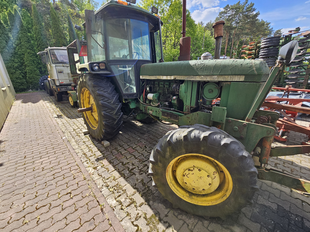 John Deere 4230 - Трактор: снимка 5 John Deere 4230 - Трактор: снимка 5