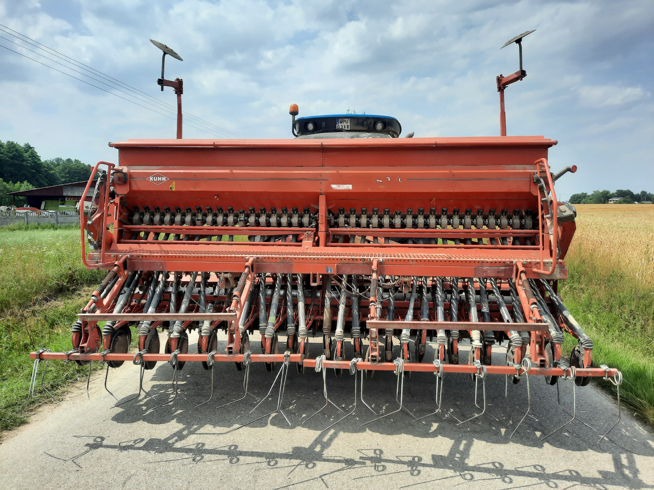 KUHN HR4003D INTEGRA 4000 - Комбинирана сеялка: снимка 4 KUHN HR4003D INTEGRA 4000 - Комбинирана сеялка: снимка 4