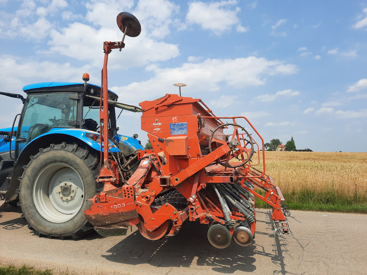 KUHN HR4003D INTEGRA 4000 - Комбинирана сеялка: снимка 1 KUHN HR4003D INTEGRA 4000 - Комбинирана сеялка: снимка 1