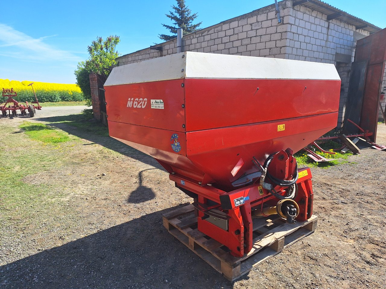 KUHN MDS935 - Тороразпръсквачка: снимка 4 KUHN MDS935 - Тороразпръсквачка: снимка 4