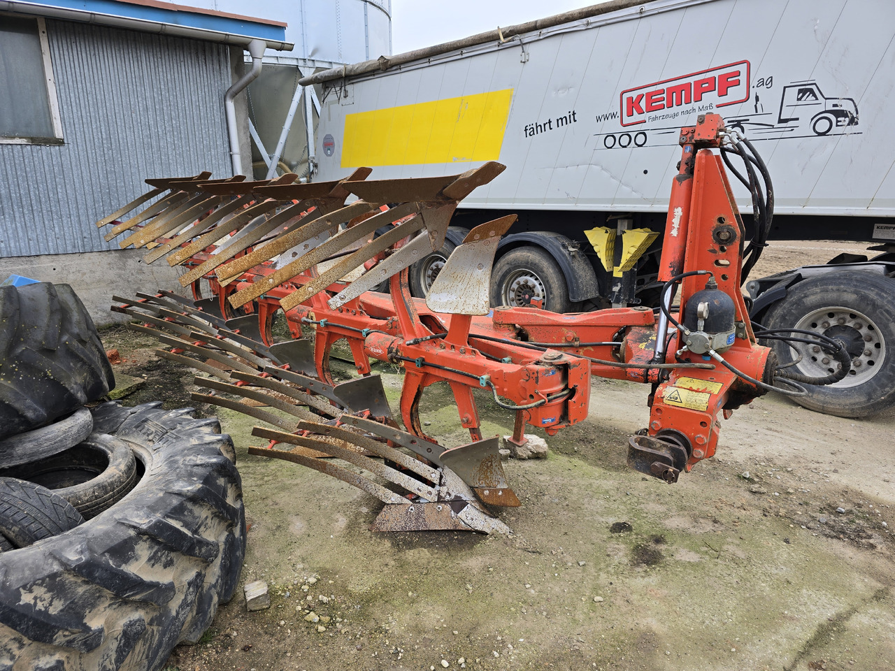 KUHN VARI-MASTER 120 - Плуг: снимка 3 KUHN VARI-MASTER 120 - Плуг: снимка 3
