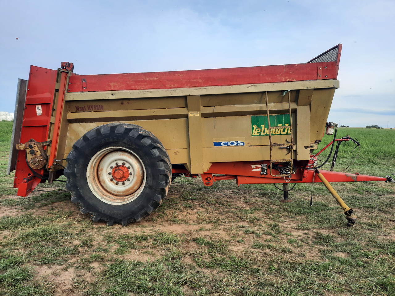 LEBOULCH MAXI HV210 - Разпръсквач за оборски тор: снимка 2 LEBOULCH MAXI HV210 - Разпръсквач за оборски тор: снимка 2