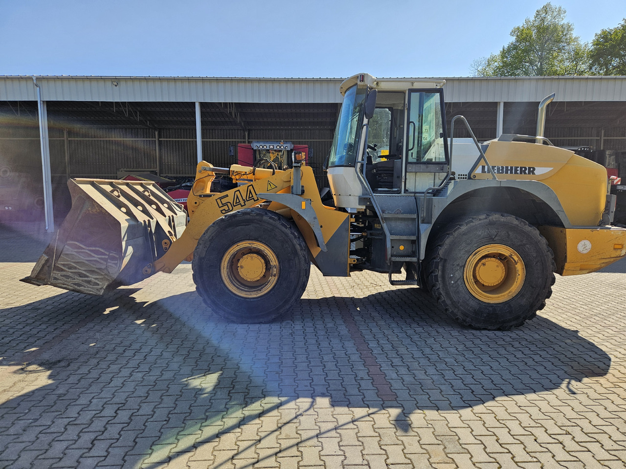 Liebherr L544 - Колесен товарач: снимка 4 Liebherr L544 - Колесен товарач: снимка 4