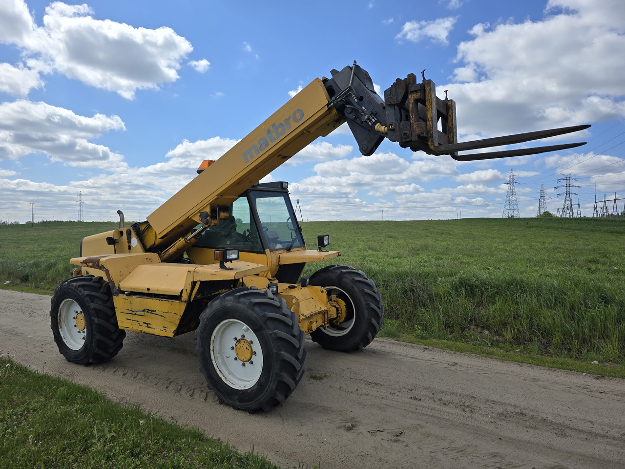 Телескопичен товарач MATBRO TS 280: снимка 1