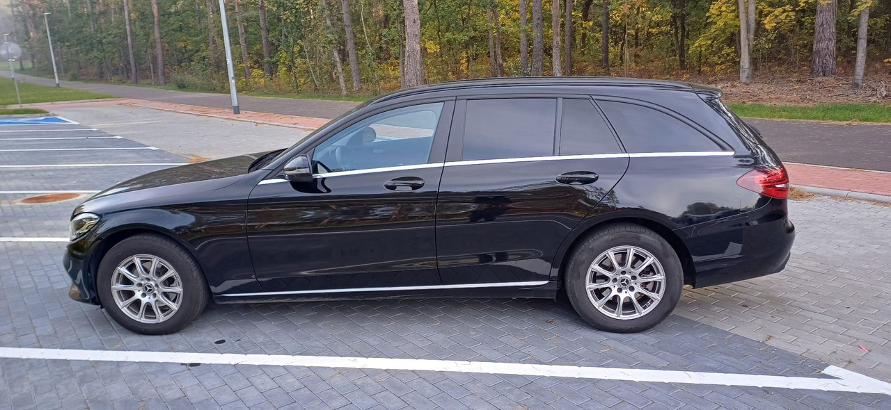 MERCEDES-BENZ C 200 D (W205) - Лек автомобил: снимка 4 MERCEDES-BENZ C 200 D (W205) - Лек автомобил: снимка 4