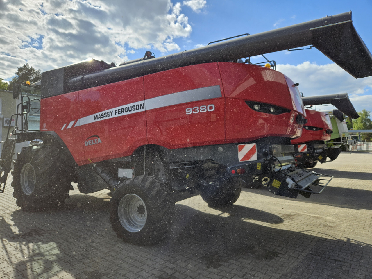 Massey Ferguson Delta 9380 - Зърнокомбайн: снимка 4 Massey Ferguson Delta 9380 - Зърнокомбайн: снимка 4