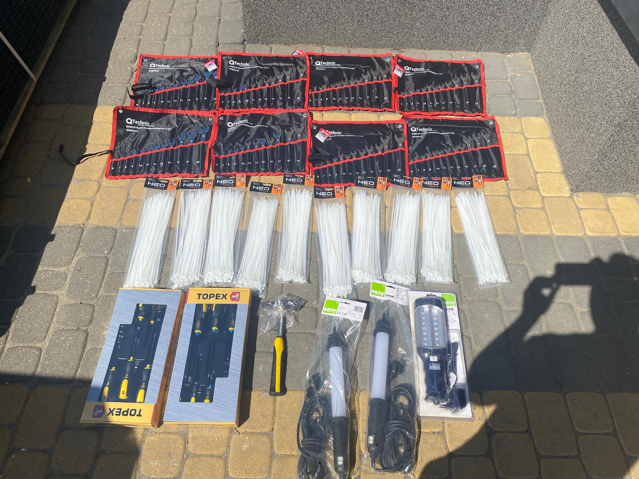 Neo Tools, qtechnic narzedzi, klucze, lampy led - Оборудване за гаражи/ Работилници: снимка 1 Neo Tools, qtechnic narzedzi, klucze, lampy led - Оборудване за гаражи/ Работилници: снимка 1