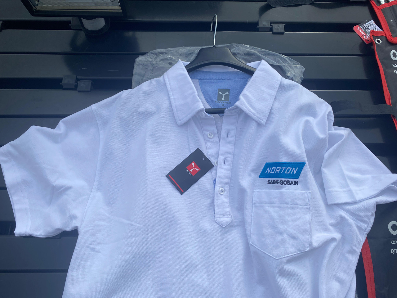 Norton, Dedra ukośnica, zestaw kluczy, lampa z czujnikiem, koszulka Polo - Автомобилен инструмент: снимка 4 Norton, Dedra ukośnica, zestaw kluczy, lampa z czujnikiem, koszulka Polo - Автомобилен инструмент: снимка 4