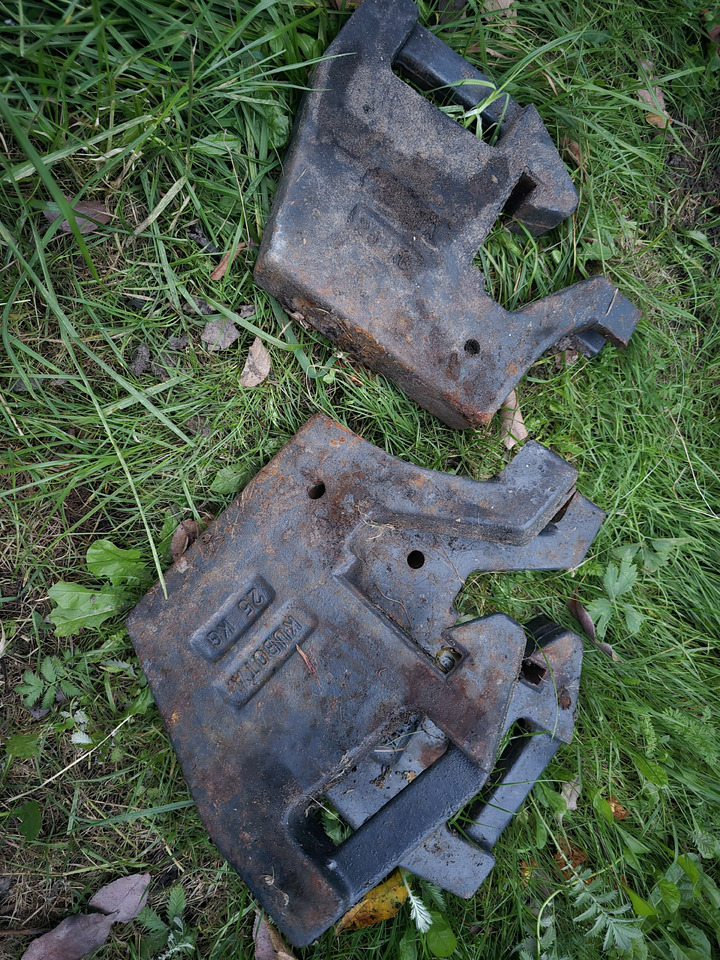 Obciążniki Kubota - Противовес: снимка 5 Obciążniki Kubota - Противовес: снимка 5