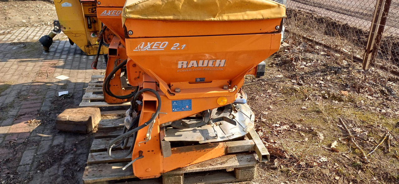 RAUCH AXEO 2.1 - Машина за разпръскване на сол/ Пясък: снимка 5 RAUCH AXEO 2.1 - Машина за разпръскване на сол/ Пясък: снимка 5