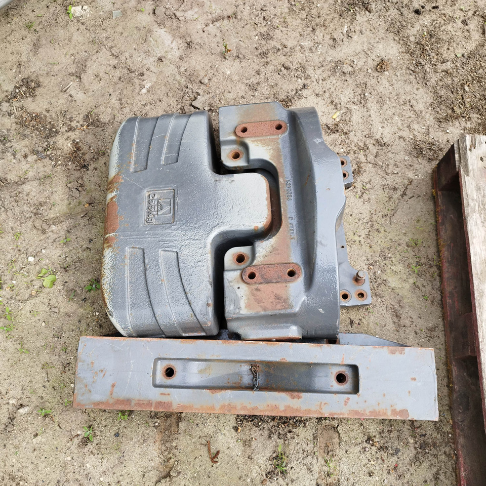 Massey Ferguson  - Резервни части за Селскостопанска техника: снимка 1 Massey Ferguson  - Резервни части за Селскостопанска техника: снимка 1